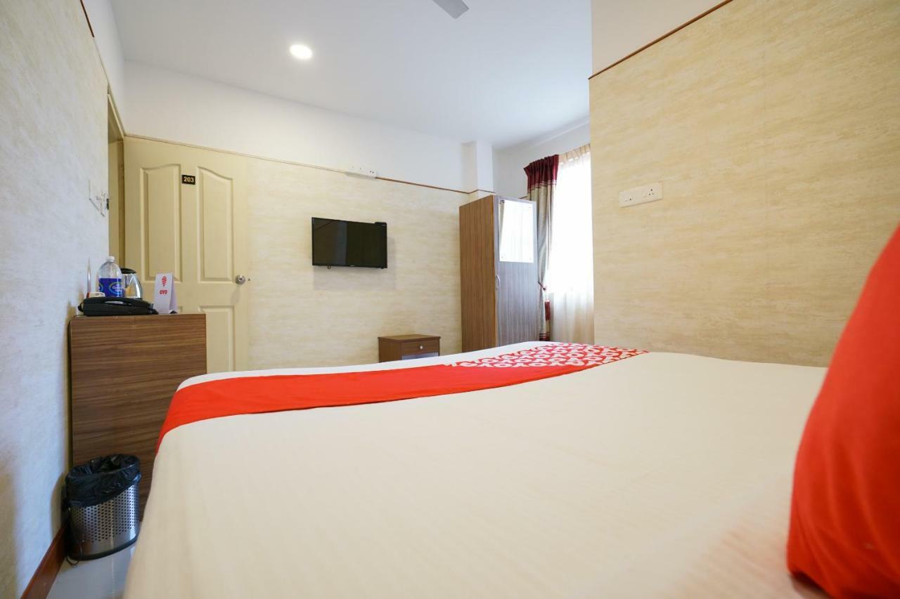 Heaven Gardens Hotel Kochi Ngoại thất bức ảnh